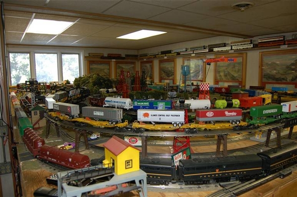 Train Shop [2)