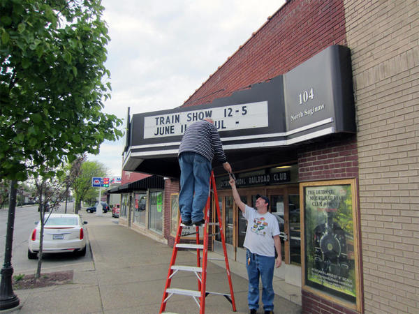 6 Changing the Marquee for the June Open House