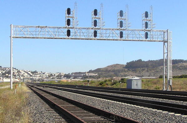 Old SP and CalTrain Tracks facing north towards SF August 2007