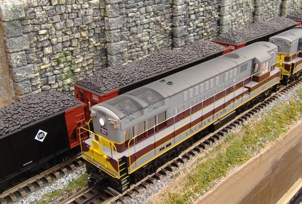 Engines_Lionel_DLWTrainmasters_800Pix
