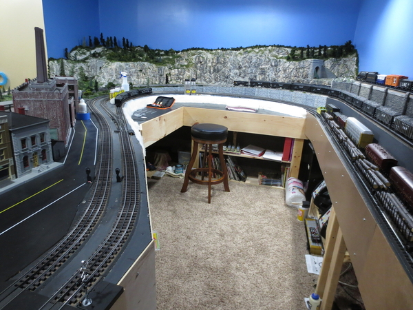 Carving Foam Rocks 2  Model trains, Model train scenery, Model train  layouts