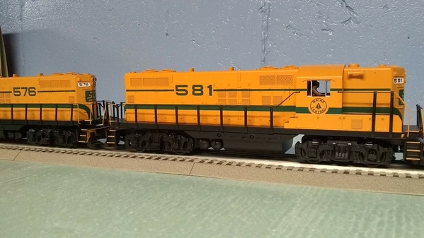 Maine Central Yellow GP9 Tree Logo Locomotive Decals N Scale