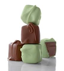Amazon.com : Fannie May Chocolate Candy [Mint Meltaways, 14oz) : Grocery & Gourmet Food