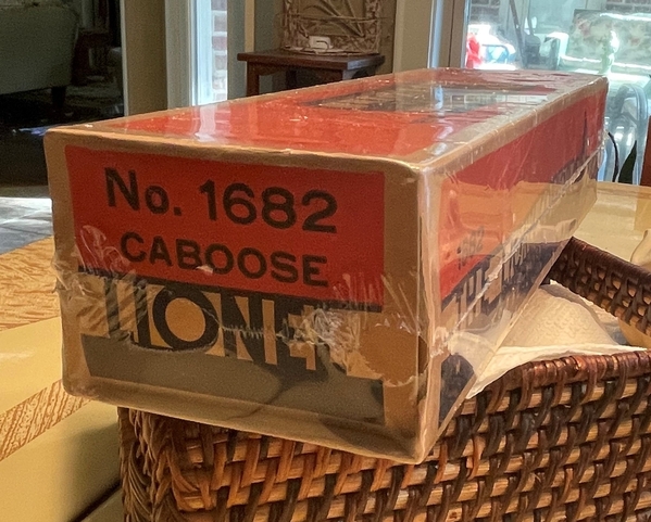 Lionel 1682 caboose box end