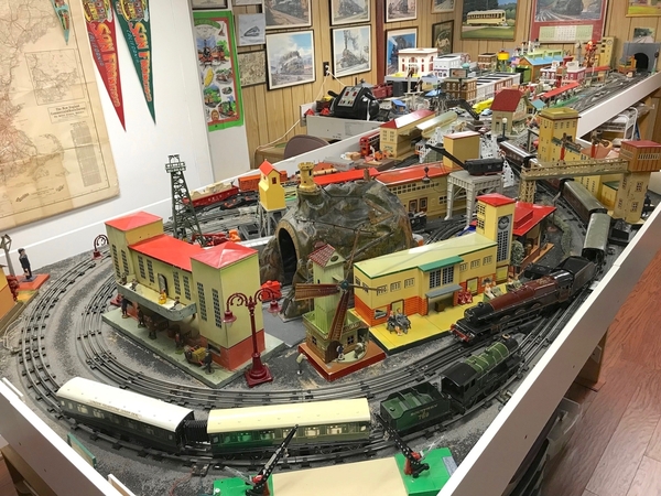 LAYOUT PANORAMA WITH HORNBY P. ELIZABETH 