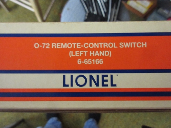 Lionel 72 inch LH 5166 switches 01