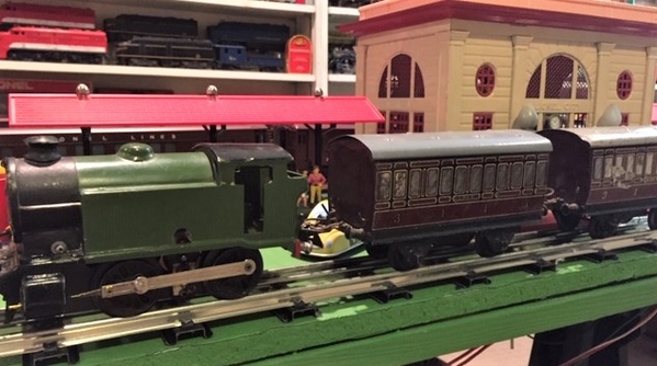 Horby Green 101 Engine and Coaches 2