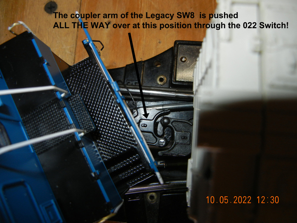 Closeup of the SW8 coupler arm going through the switch
