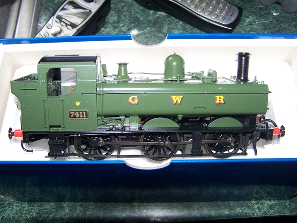 GWR 7411 0-6-0 side-003