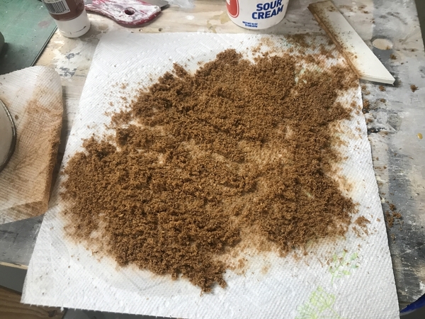 THC Brown Sawdust Leaves