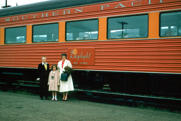 Southern_Pacific_Railroad_Coast_Daylight_Coach,_1956