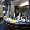 800px-Amtrak_Superliner_Cafe_Lounge_car