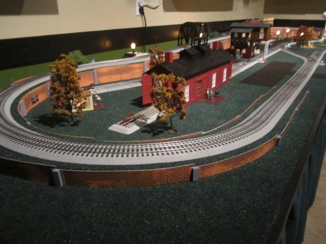 small o gauge train layouts