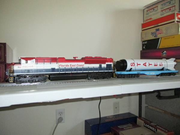MTH 20-20525-1 and K693-8011