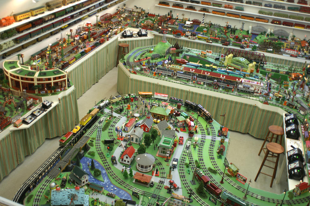 0 scale model train layouts