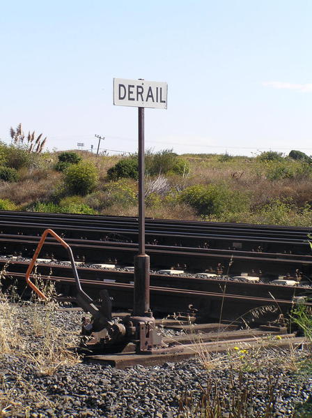 CalTrain Derail lever near the Bayshore Station August 2007