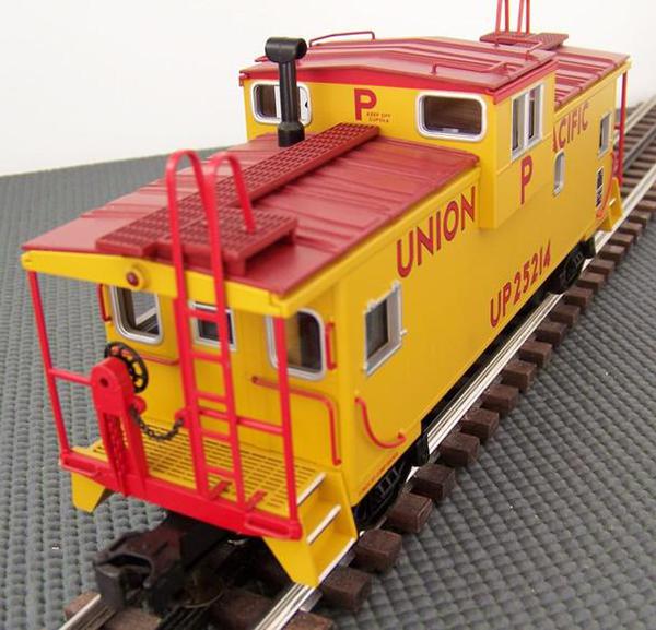 MTH UP CABOOSE 25214 005