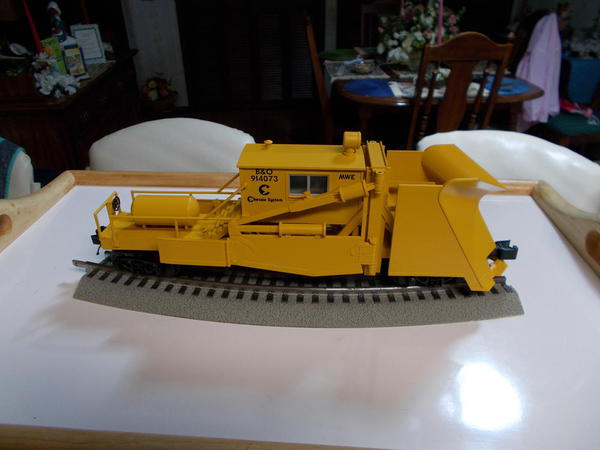 N Scale MofW Yellow Tie Plate Shifter Machine 