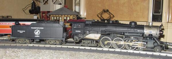 MTH 4-6-2 US Army Heavy Pacific Steam Engine 01