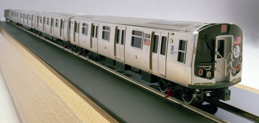 o scale subway trains