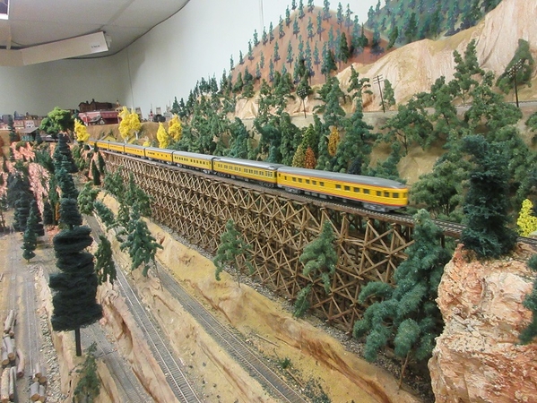 UP Big Boy passenger train at Chumstick canyon 02