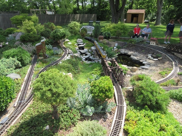 Allen's garden railroad 2023 04