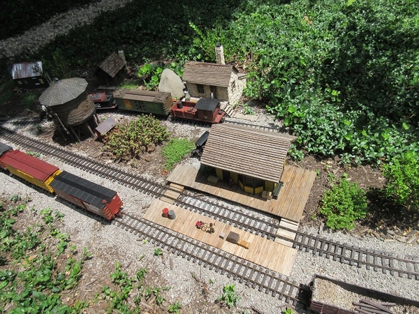 Mark's garden railroad 2023 08