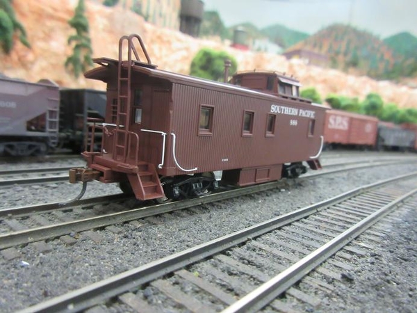 SP caboose walthers wood 07