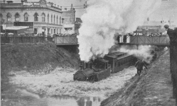 train in floodwaters-South Yarra 1907