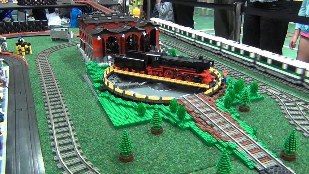 big w lego train tracks