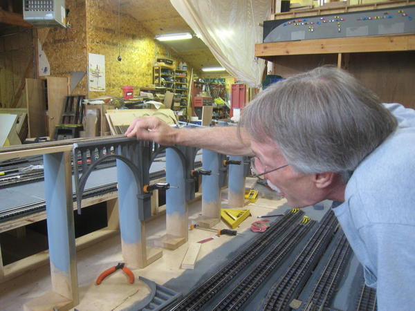 Roy placing tops of arches