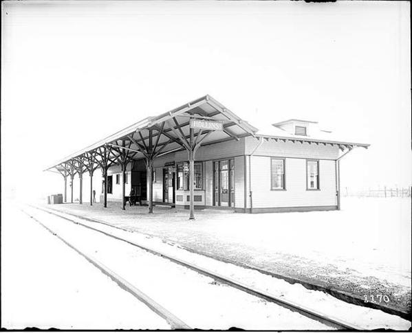 Hollins Station