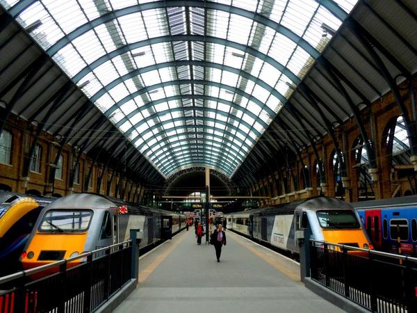 Kings_Cross_Train_Station_London_England