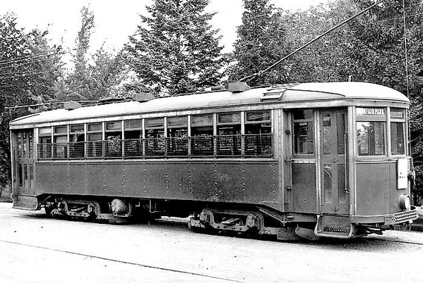 Holyoke Street Railway Car [2)