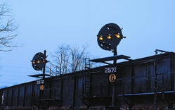 Classic-Railroad-Signals-postion-light-signal-prr-2
