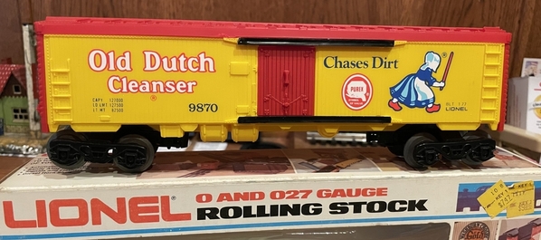 Lionel 9870 Old Dutch Cleanser Refr side view