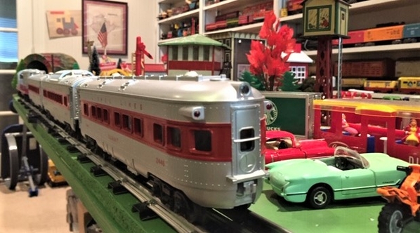 Lionel Red and Silver Pass Train