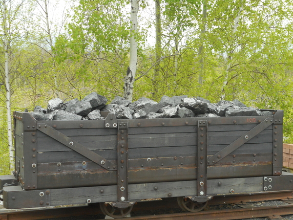 Mine Car Coal Load 4 25 2019 007