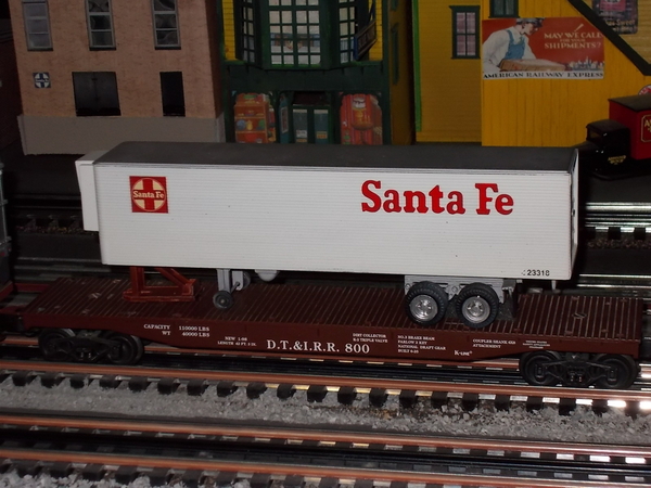 Weaver flat car DTI with K-Mart Santa Fe trailer