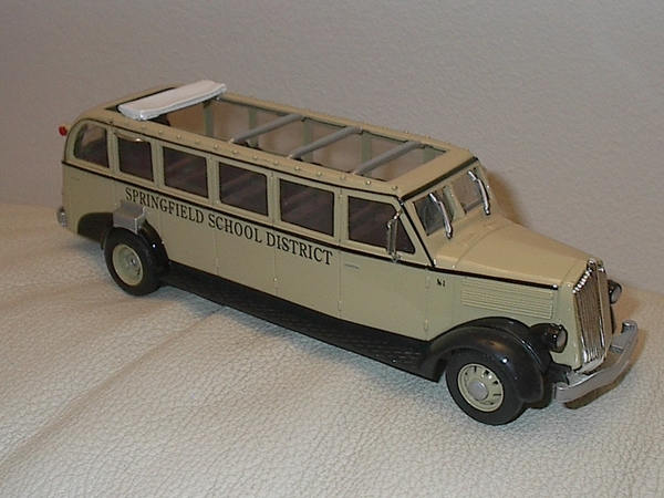OpenTopTourBus Co. 1936 Mod.706 Springfield