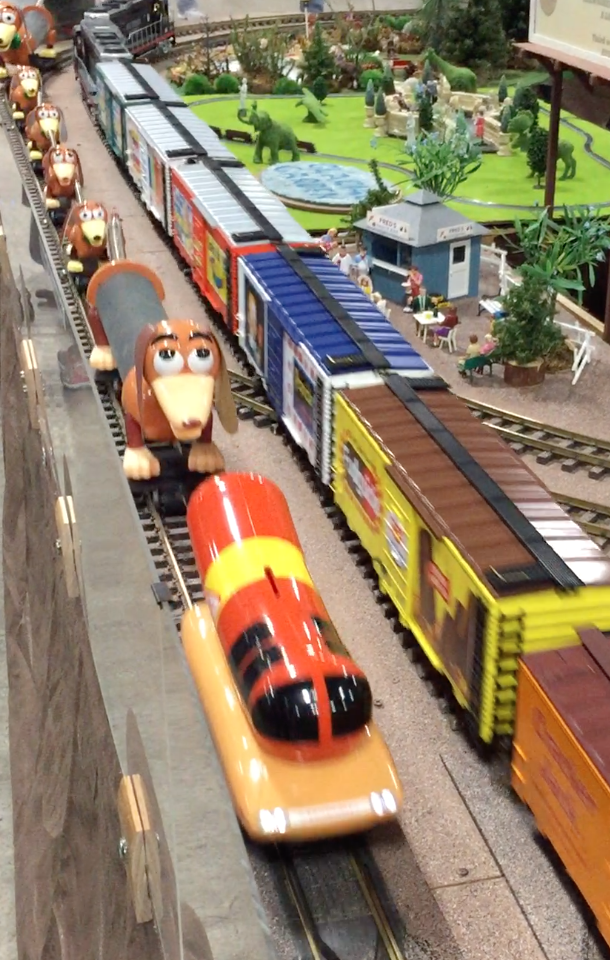 3 rail Slinky Dog | O Gauge Railroading On Line Forum