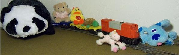 2012-2447-animal train